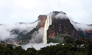 معرفی آبشار آنجل، بلندترین آبشار جهان