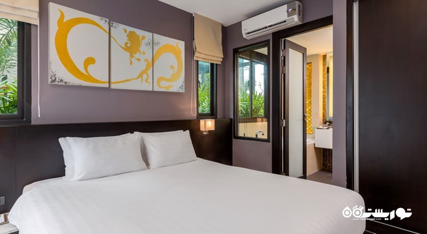 نمای تخت بزرگ سوئیت رویال