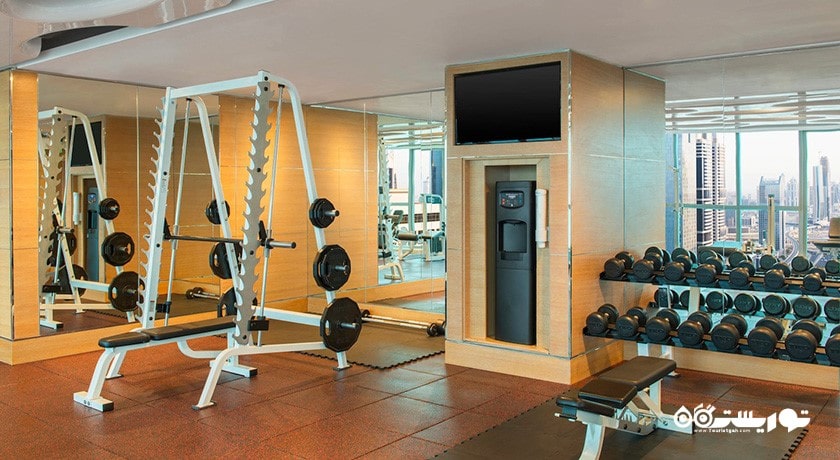 سالن ورزشی هتل فور پوینتس بای شرایتون