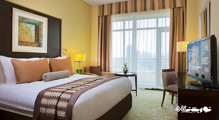 نمای تخت بزرگ اتاق دلوکس