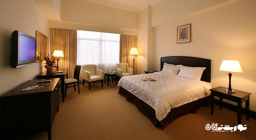 نمای تخت بزرگ اتاق سوپریور