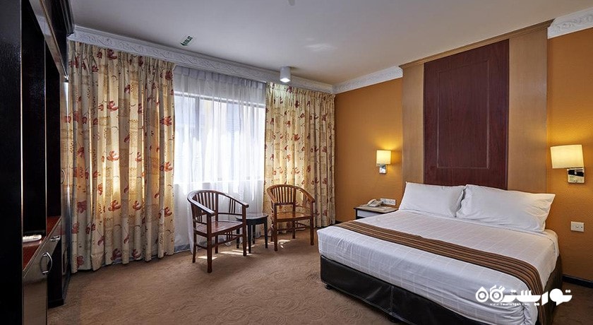 نمای تخت بزرگ اتاق دلوکس