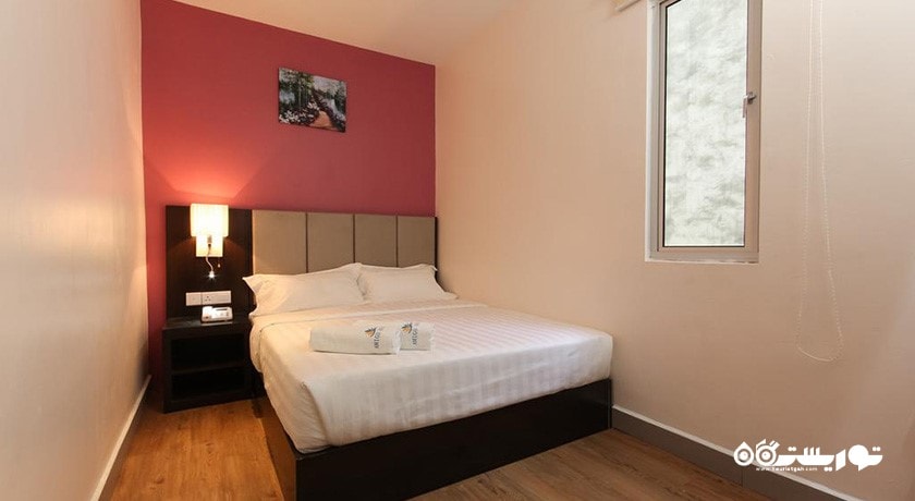 تخت بزرگ اتاق استاندارد با پنجره