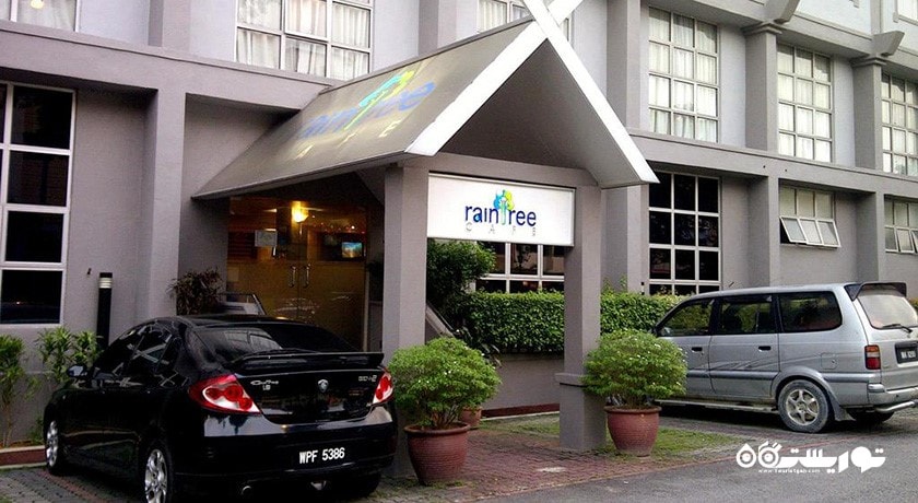 درب ورودی هتل مالوری