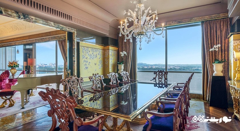 میز غذاخوری سوئیت پرزیدنشال