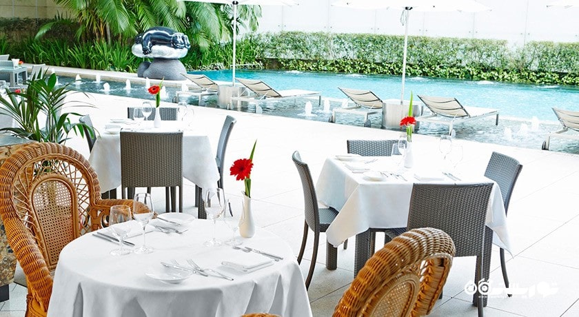 محوطه فضای باز رستوران لا بریزا