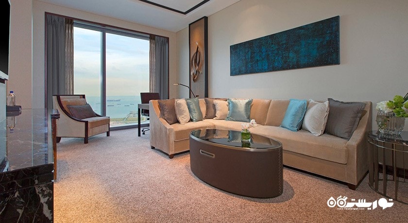 محوطه نشیمن سوئیت اگزکیوتیو