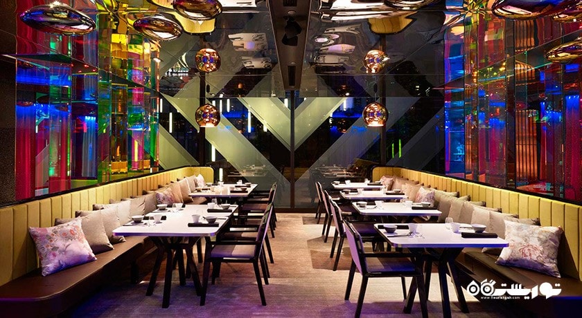 نمایی از رستوران و بار میتزو