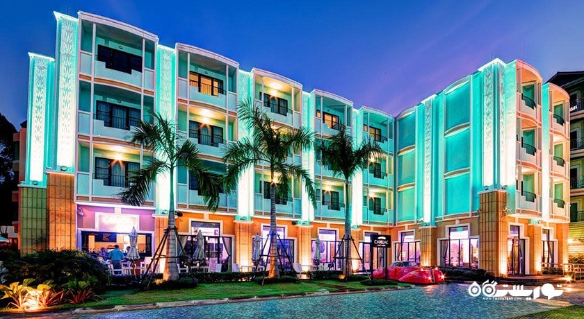 نمای شب هتل ویو