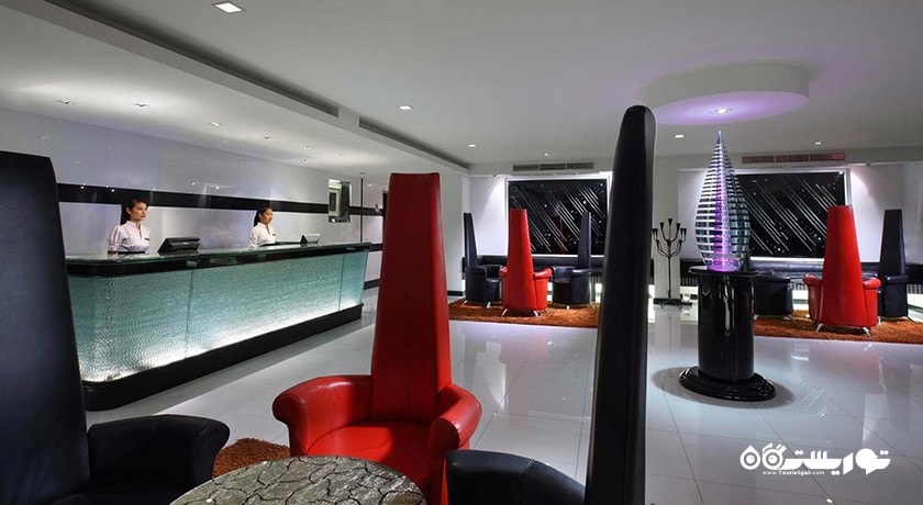 میز پذیرش هتل آمارای نووا سوئیتز پاتای