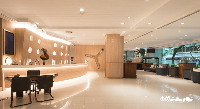 میز پذیرش هتل ا وان د رویال کروز