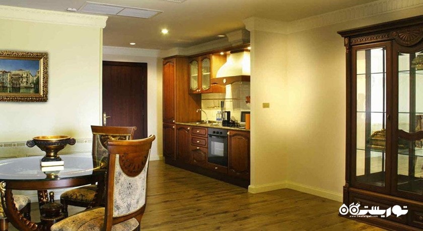 نمای آشپزخانه سوئیت یک خوابه