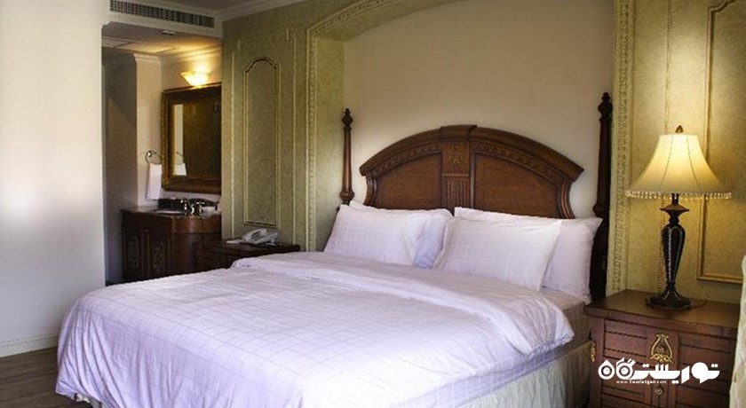 نمای تخت بزرگ سوئیت جونیور
