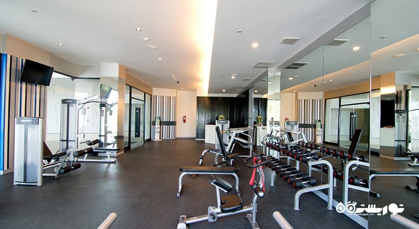 سالن ورزشی هتل وی