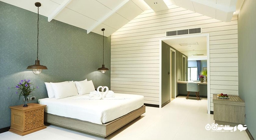 نمای تخت بزرگ سوئیت هتل