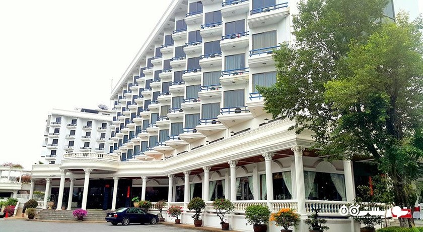 نمای ساختمان هتل سزار پلس