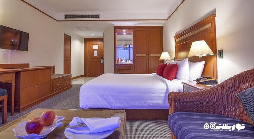 نمای تخت بزرگ اتاق دلوکس