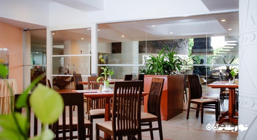 نمای رستوران هتل تراپیکانا