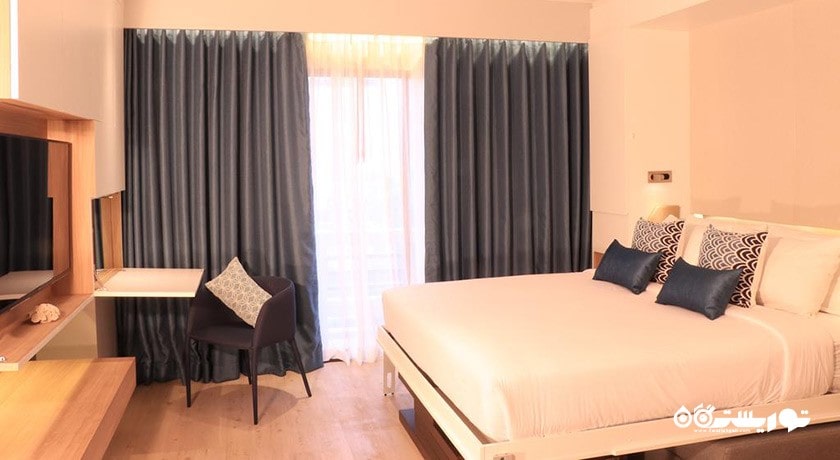 نمای تخت بزرگ اتاق استودیو