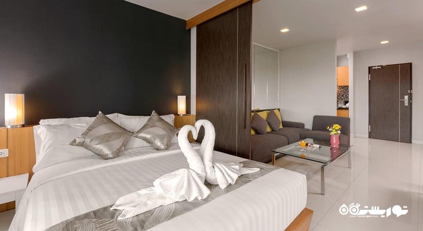 نمای تخت بزرگ سوئیت دلوکس