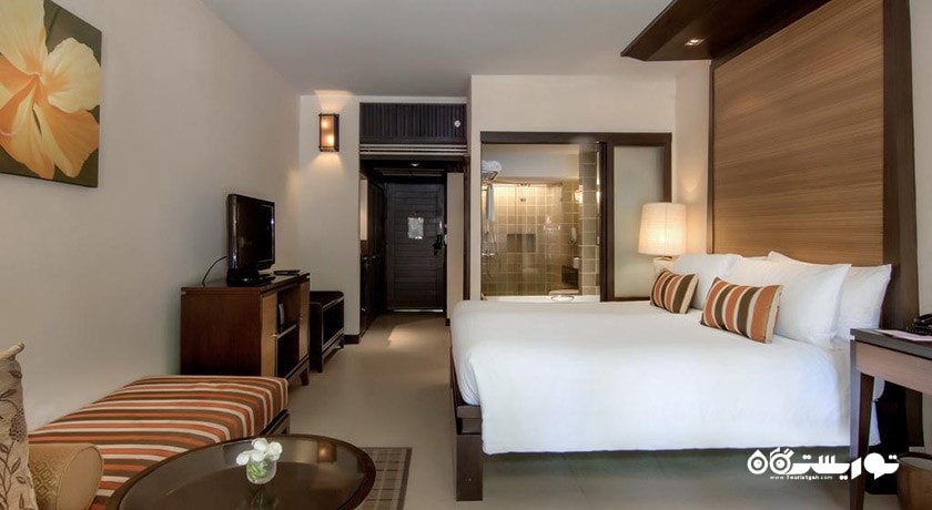 نمای تخت بزرگ اتاق دلوکس