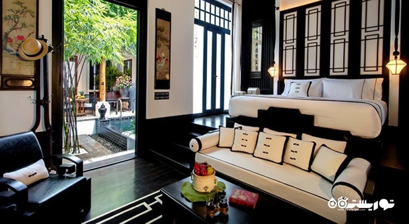 نمای تخت بزرگ ویلا پول