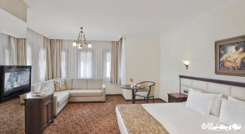 سوئیت کرنر هتل ورلد آو واندر توپ کاپی پلس