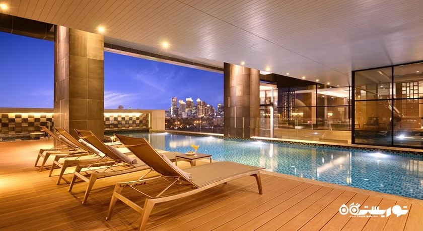 استخر روباز هتل آتاس لومپینی