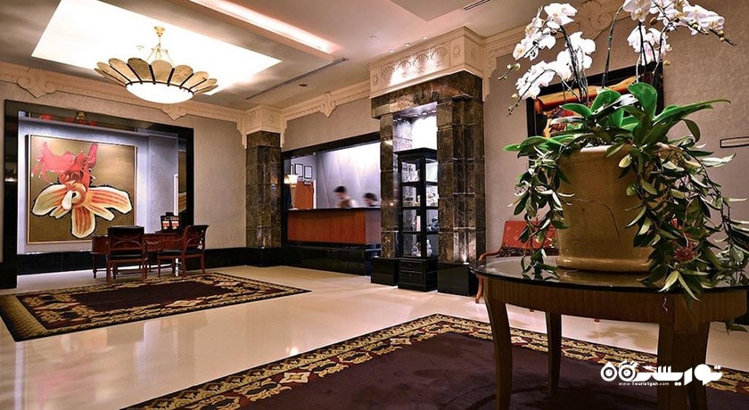 میز پذیرش هتل آپارتمان مرییت اگزکیوتیو می فر بانکوک