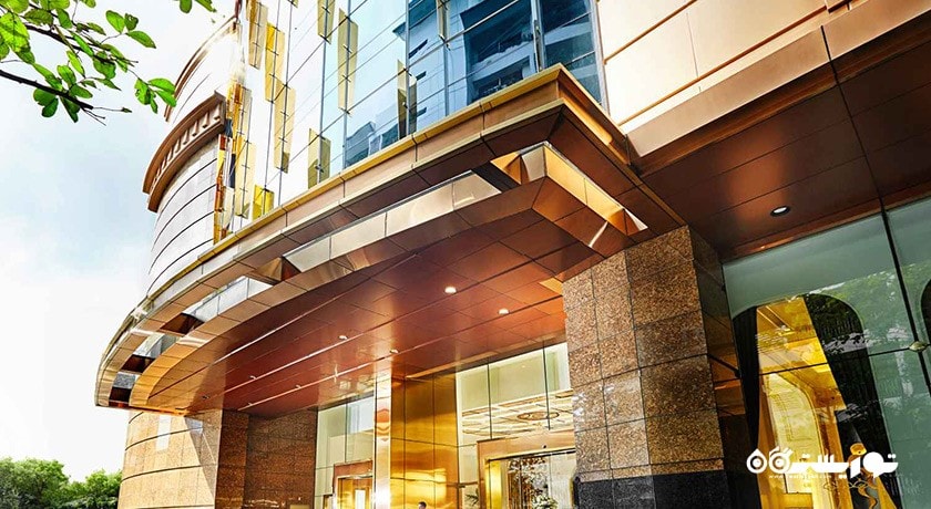 درب ورودی هتل گرند سنتر پوینت سوخومیت فیفتی فایو