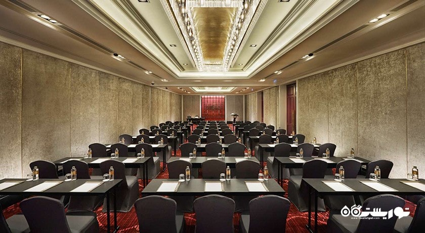 سالن برگزاری همایش و جلسات