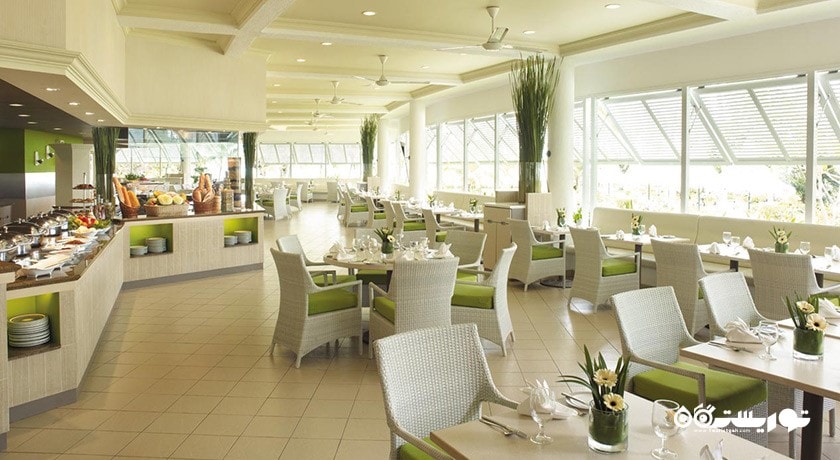 نمای رستوران بین المللی گاردن کافه