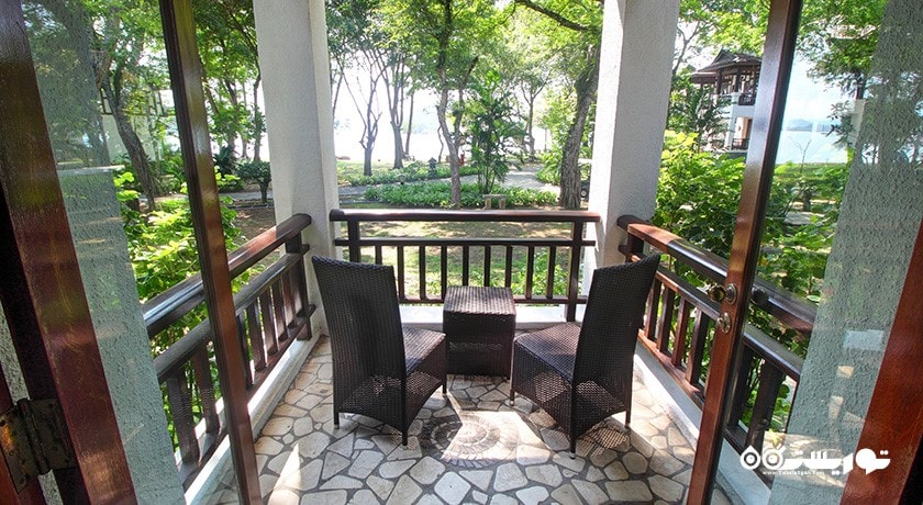 چشم انداز تراس اتاق دلوکس