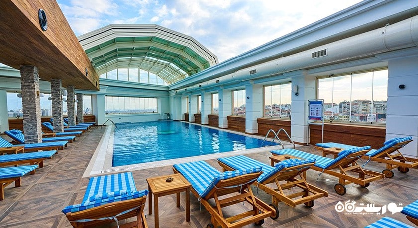 استخر روباز هتل رامادا پلازا استانبول سیتی سنتر