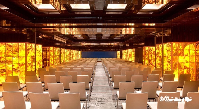 سالن برگزاری همایش و جلسات