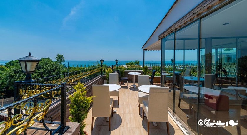 کافه تراس هتل هارمونی استانبول