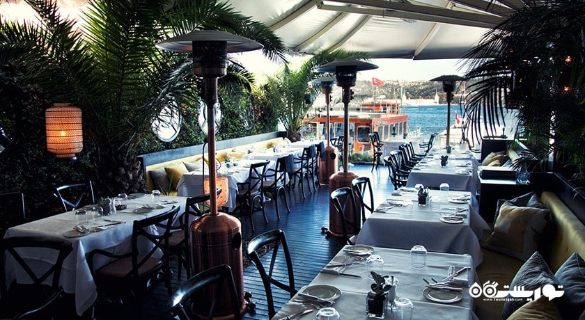 نمایی از رستوران و بار پارک شمدان (تابستانه)