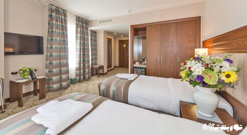 تخت های توئین اتاق دلوکس فمیلی