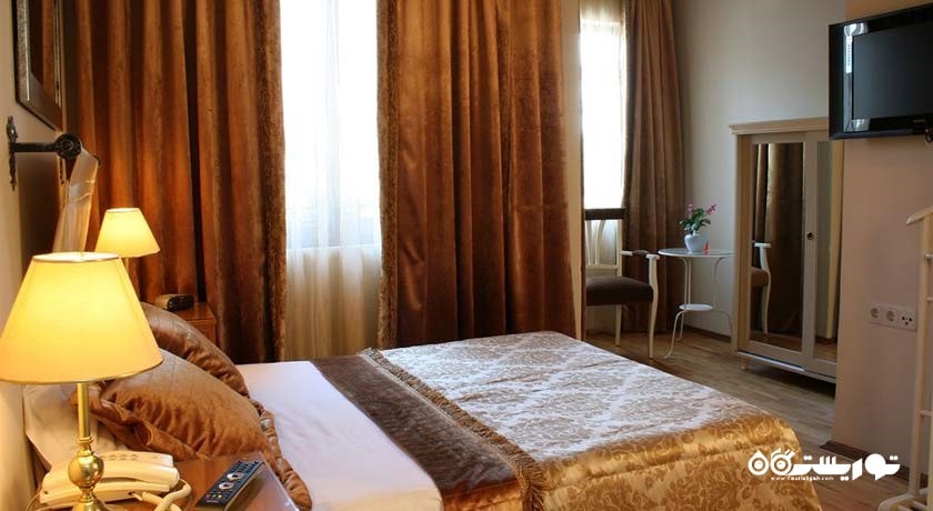 تخت بزرگ اتاق سینگل