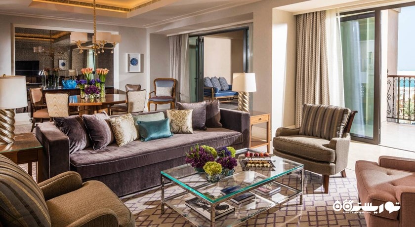 محوطه نشیمن سوئیت امپریال