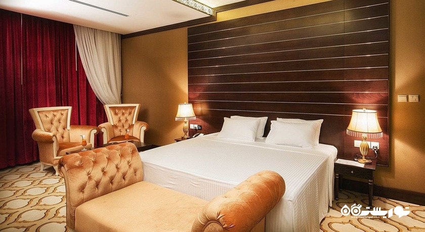 نمای تخت بزرگ سوئیت سناتور