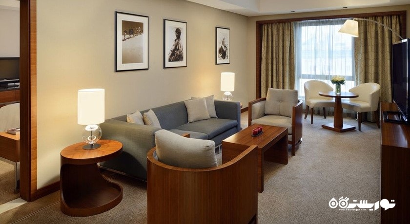 محوطه نشیمن سوئیت اگزکیوتیو