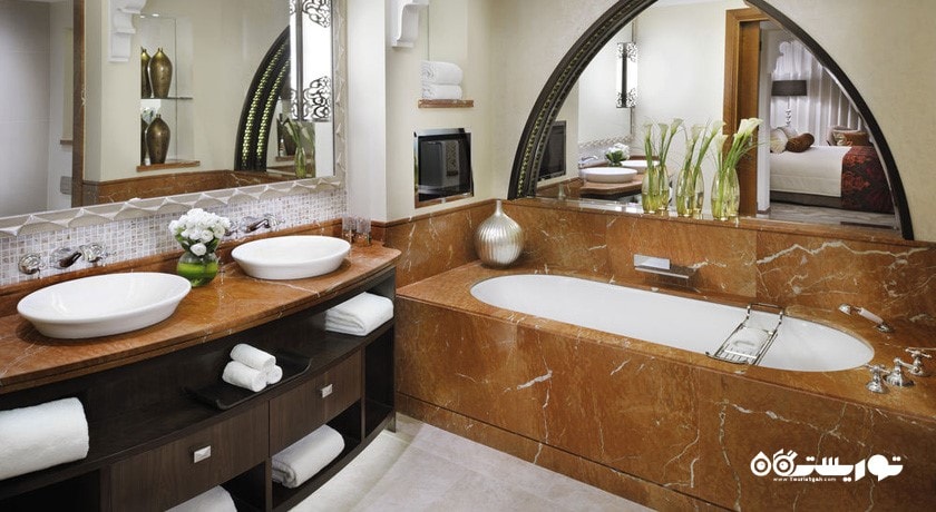 حمام و سرویس بهداشتی اتاق ها