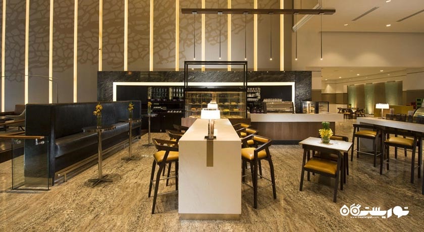 اُورو کافه هتل هیلتون کوالالامپور