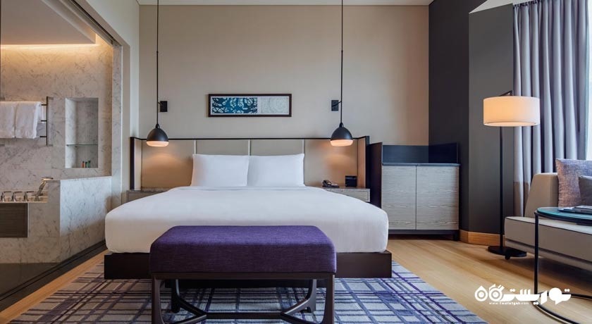 نمای تخت بزرگ اتاق دلوکس