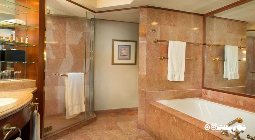 حمام و سرویس بهداشتی اتاق ها