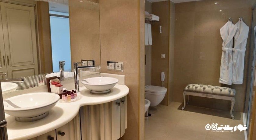 حمام و سرویس بهداشتی اتاق ها