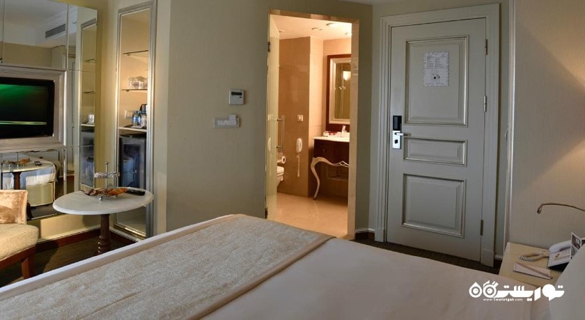 نمای تخت بزرگ اتاق استاندارد