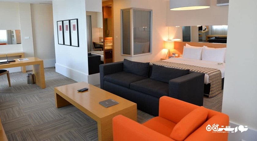 محوطه نشیمن سوئیت جونیور