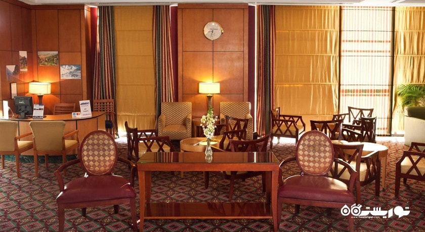 نمای محوطه نشیمن لابی هتل